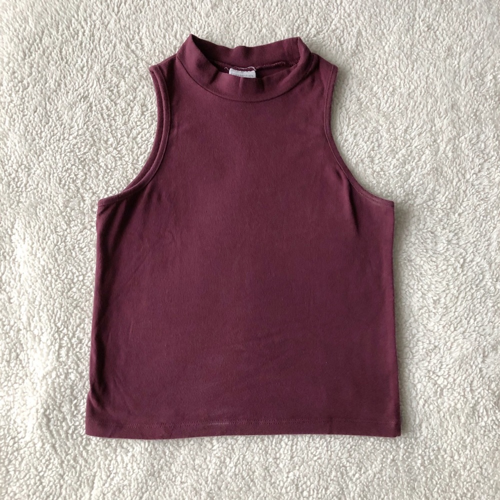 Halter Top - Picture 1 of 2